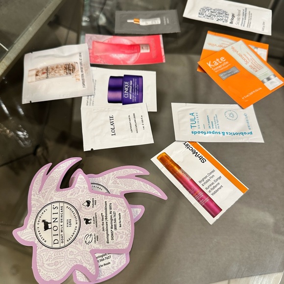 NEW 25-Piece Deluxe Sample Set with free Ulta bag peach colored - Picture 6 of 11